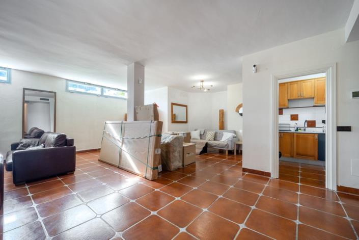 Image No.16-6 Bed Villa / Detached for sale