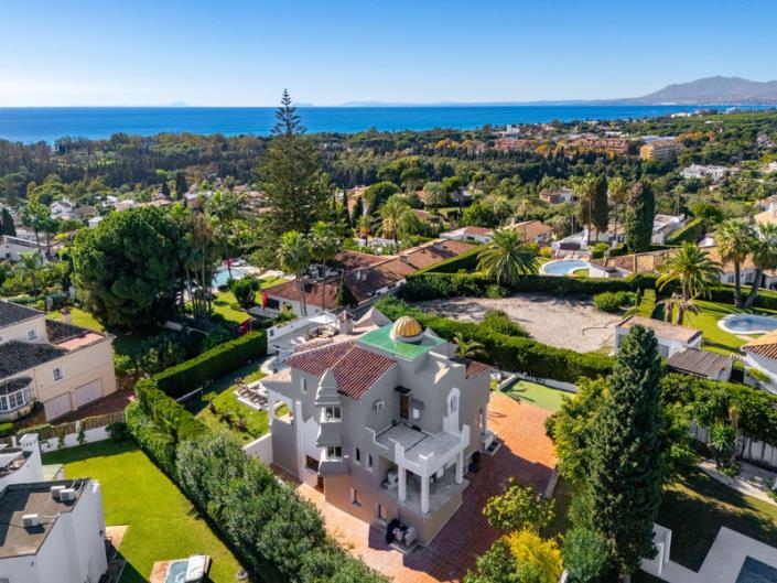 Image No.22-6 Bed Villa / Detached for sale