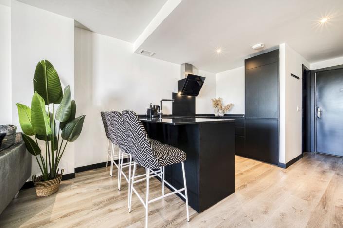 Image No.6-2 Bed Apartment for sale