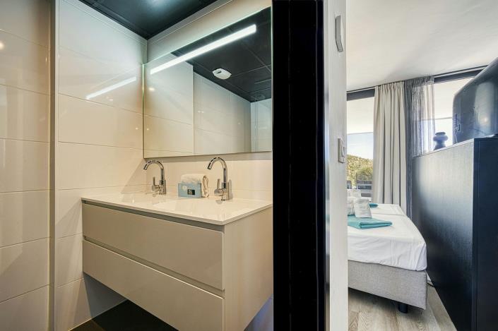 Image No.36-2 Bed Apartment for sale