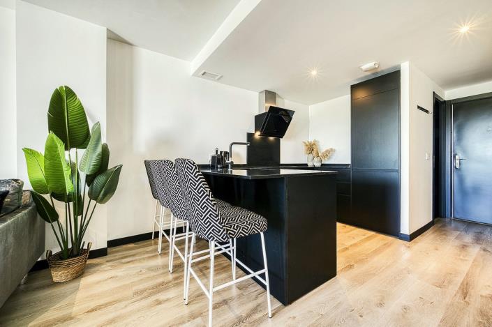 Image No.48-2 Bed Apartment for sale