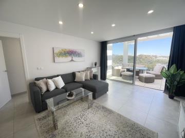 10-bb915d1cb19341576dcdc994b81ab9c5