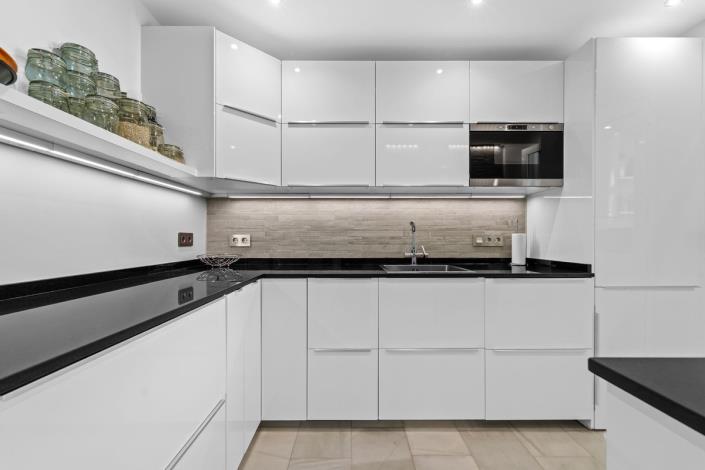 Image No.7-3 Bed Apartment for sale