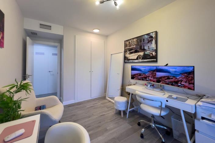 Image No.23-3 Bed Apartment for sale