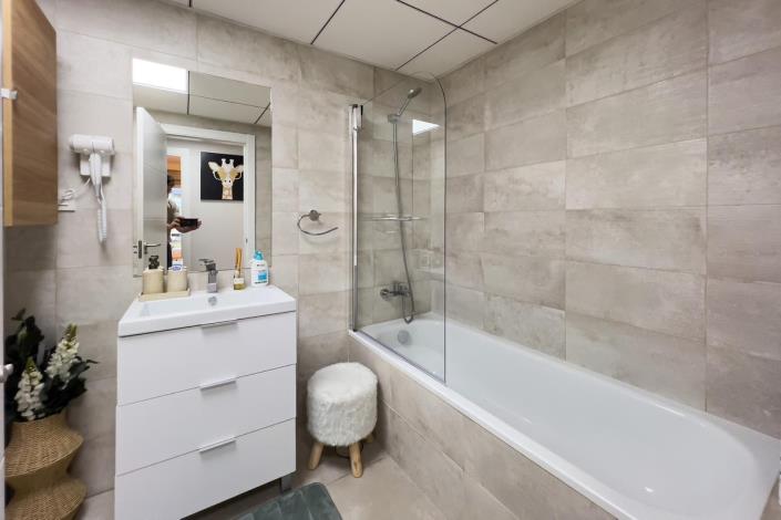 Image No.26-3 Bed Apartment for sale