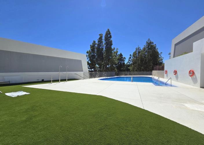 Image No.23-3 Bed Semi-Detached for sale