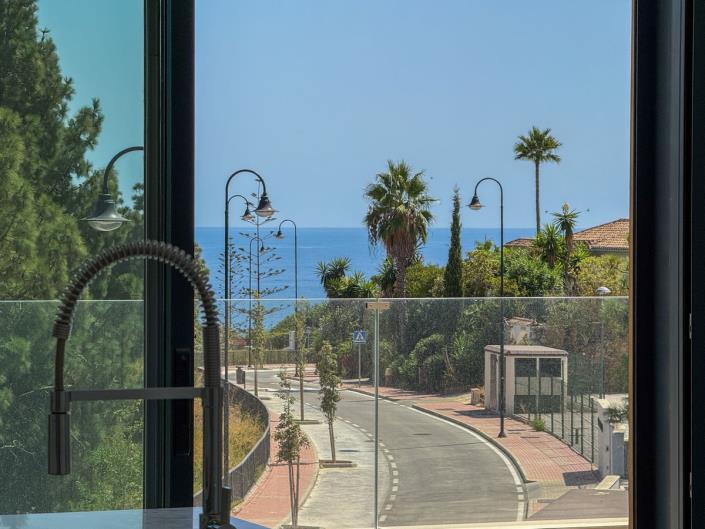 Image No.3-3 Bed Townhouse for sale