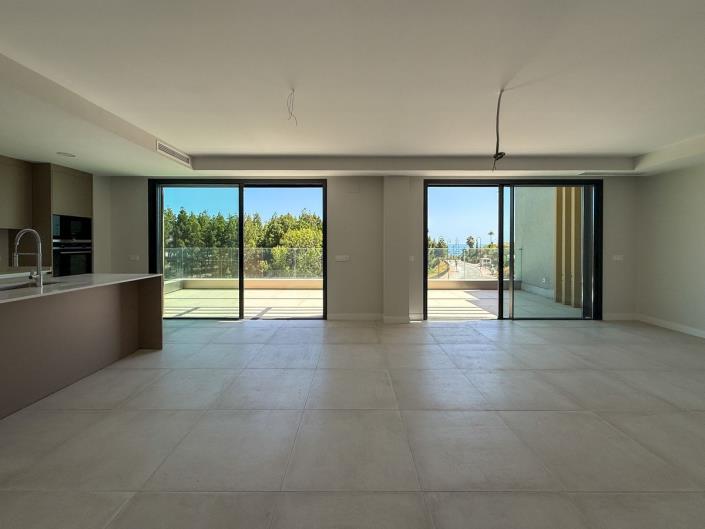 Image No.5-3 Bed Townhouse for sale