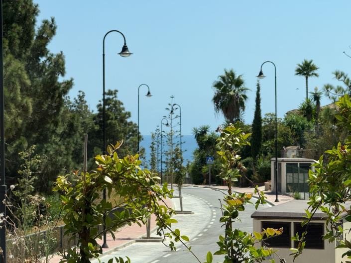 Image No.25-3 Bed Townhouse for sale