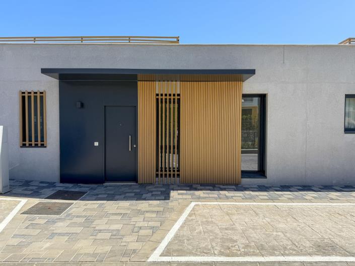 Image No.34-3 Bed Townhouse for sale