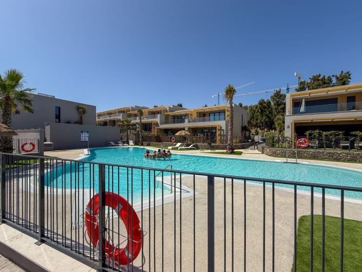 Image No.37-3 Bed Townhouse for sale