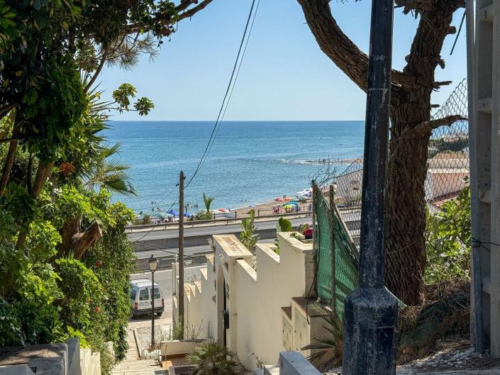 Image No.41-3 Bed Townhouse for sale