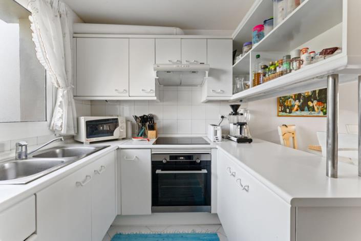 Image No.11-3 Bed Semi-Detached for sale