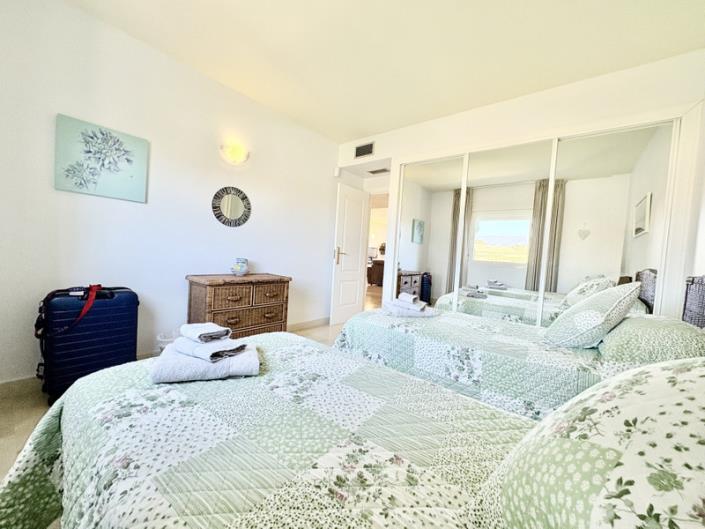 Image No.24-2 Bed Apartment for sale