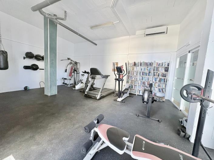 Image No.28-2 Bed Apartment for sale