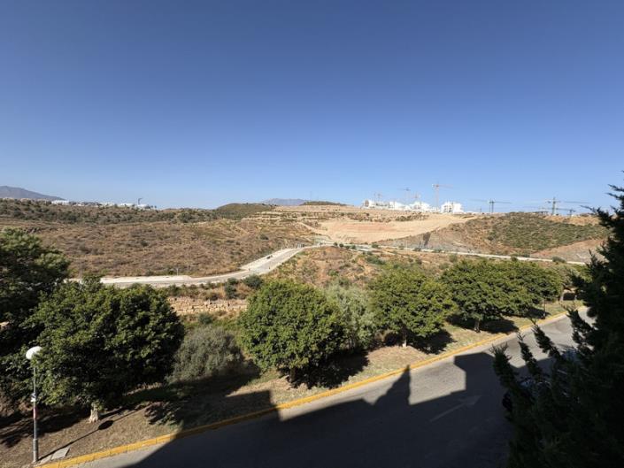 Image No.30-2 Bed Apartment for sale