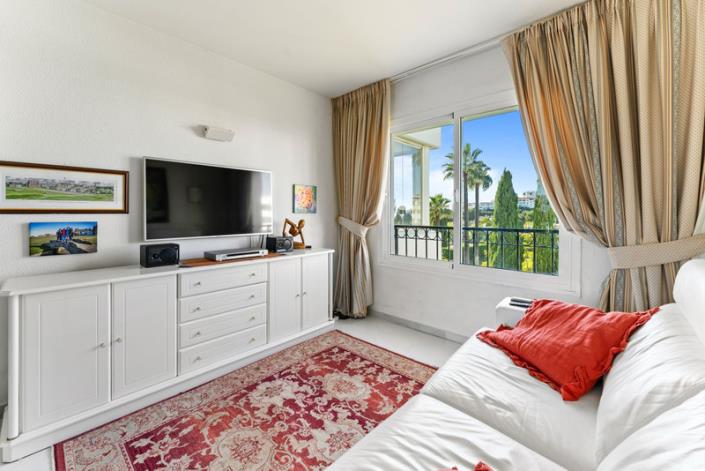 Image No.20-2 Bed Apartment for sale