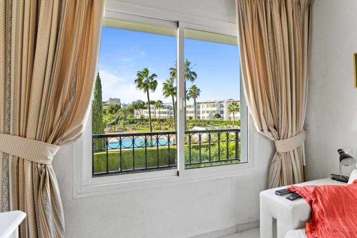 Image No.21-2 Bed Apartment for sale