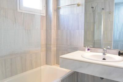 4-c23c0f86247804fa50226aecd8b0b2c8