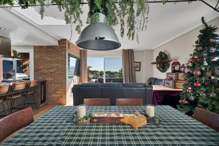 Image No.17-2 Bed Apartment for sale