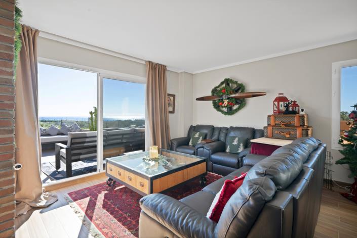 Image No.18-2 Bed Apartment for sale