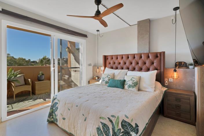 Image No.23-2 Bed Apartment for sale