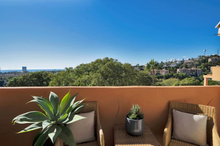 Image No.25-2 Bed Apartment for sale