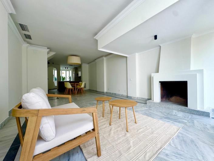 Image No.14-3 Bed Apartment for sale