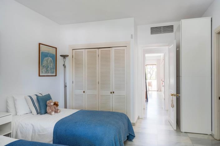 Image No.16-2 Bed Apartment for sale