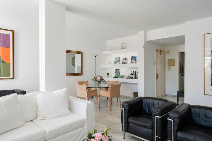 Image No.20-2 Bed Apartment for sale