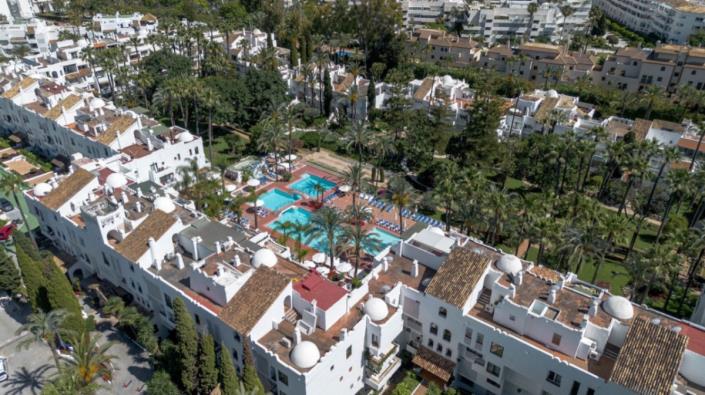 Image No.32-2 Bed Apartment for sale