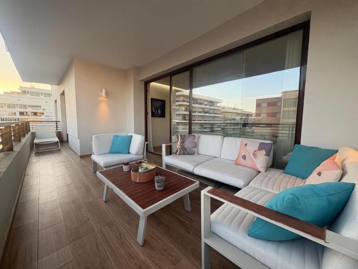 Image No.2-4 Bed Apartment for sale