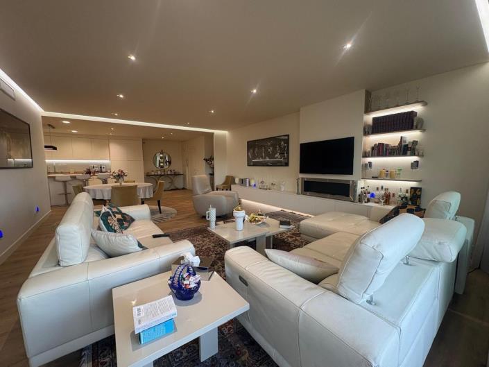 Image No.5-4 Bed Apartment for sale