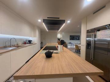 10-bb915d1cb19341576dcdc994b81ab9c5