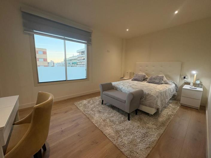 Image No.25-4 Bed Apartment for sale