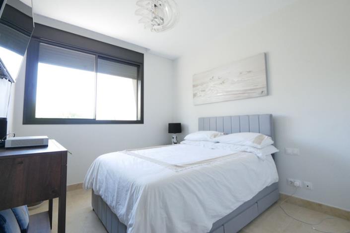 Image No.22-2 Bed Apartment for sale