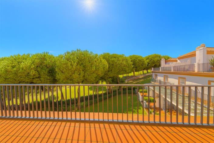 Image No.20-3 Bed Semi-Detached for sale