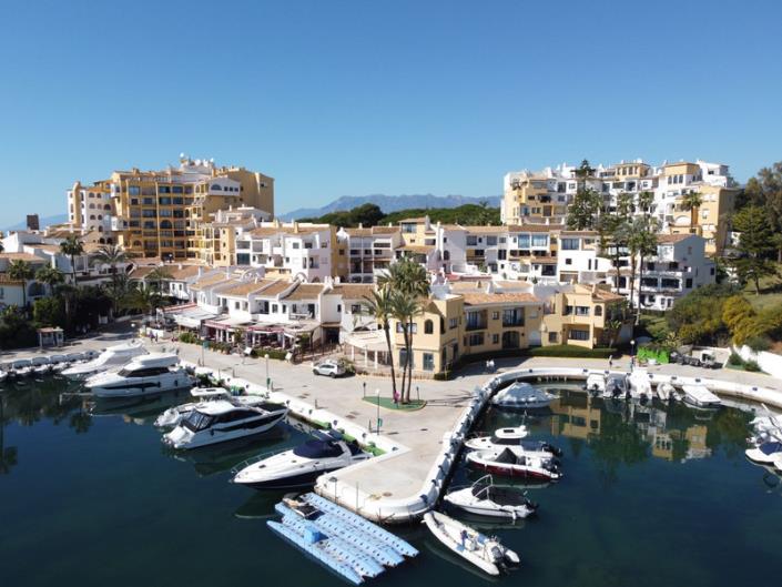 Image No.22-3 Bed Semi-Detached for sale