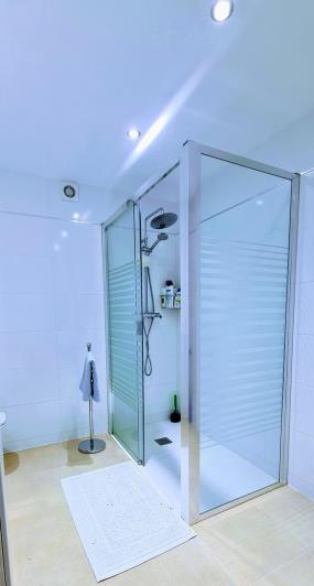 Image No.14-2 Bed Townhouse for sale