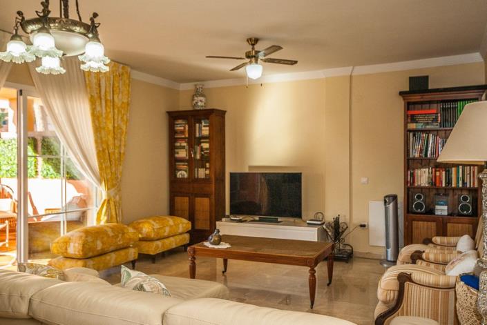 Image No.12-2 Bed Apartment for sale