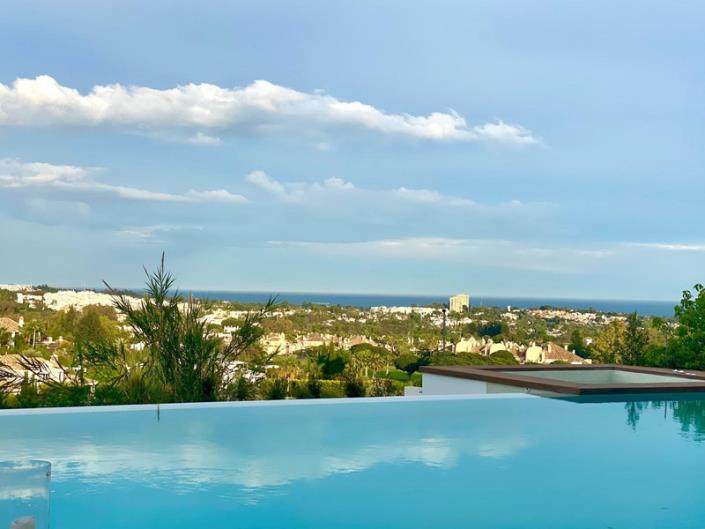 Image No.3-6 Bed Villa / Detached for sale