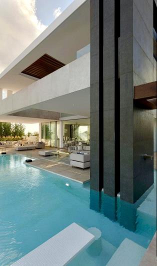 Image No.16-6 Bed Villa / Detached for sale