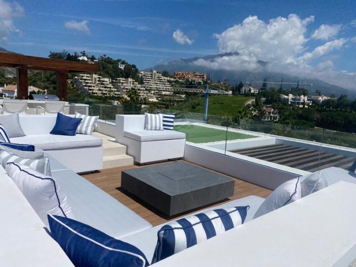 Image No.19-6 Bed Villa / Detached for sale