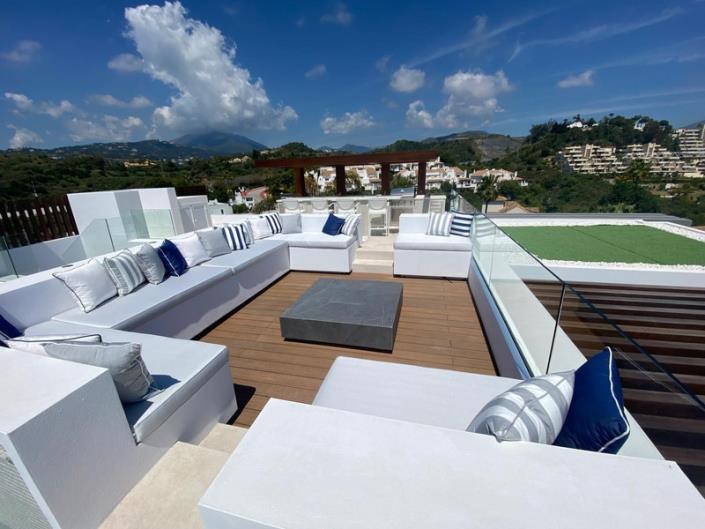 Image No.21-6 Bed Villa / Detached for sale