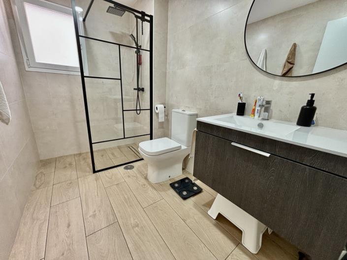 Image No.28-4 Bed Apartment for sale