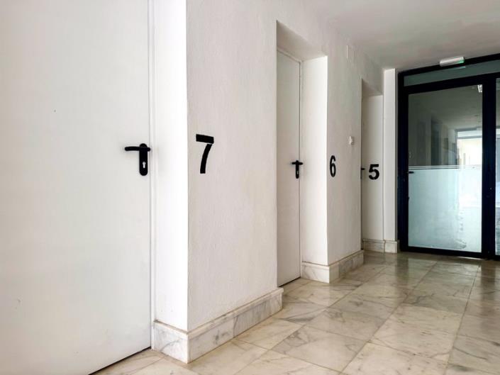 Image No.19-3 Bed Apartment for sale