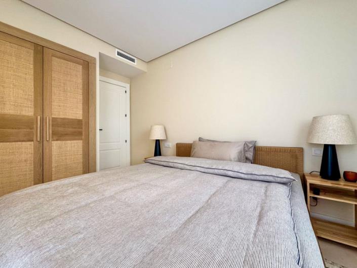 Image No.27-3 Bed Apartment for sale