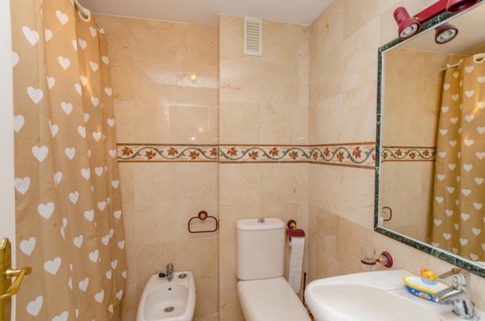 Image No.13-2 Bed Apartment for sale