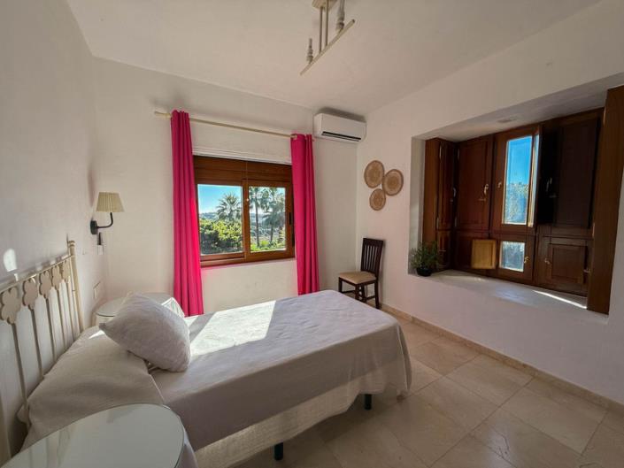 Image No.19-4 Bed Finca for sale