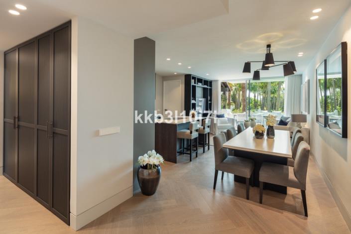 Image No.6-3 Bed Apartment for sale